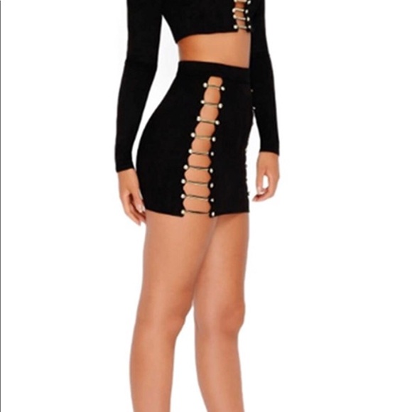 Suede Off-The-Shoulder Two-Piece Set - Picture 4 of 6